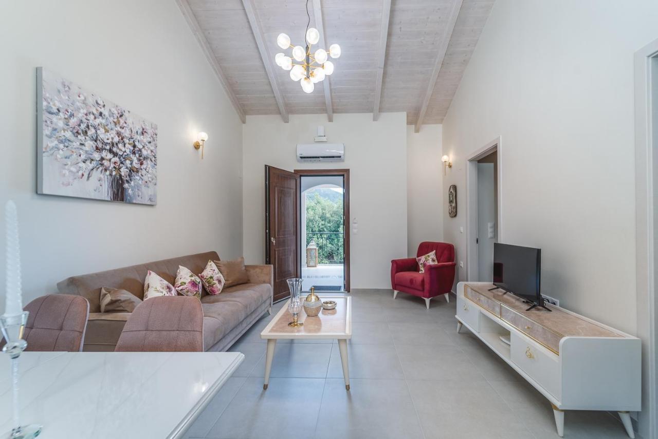 Vincenzo Suites นีดรี ภายนอก รูปภาพ
