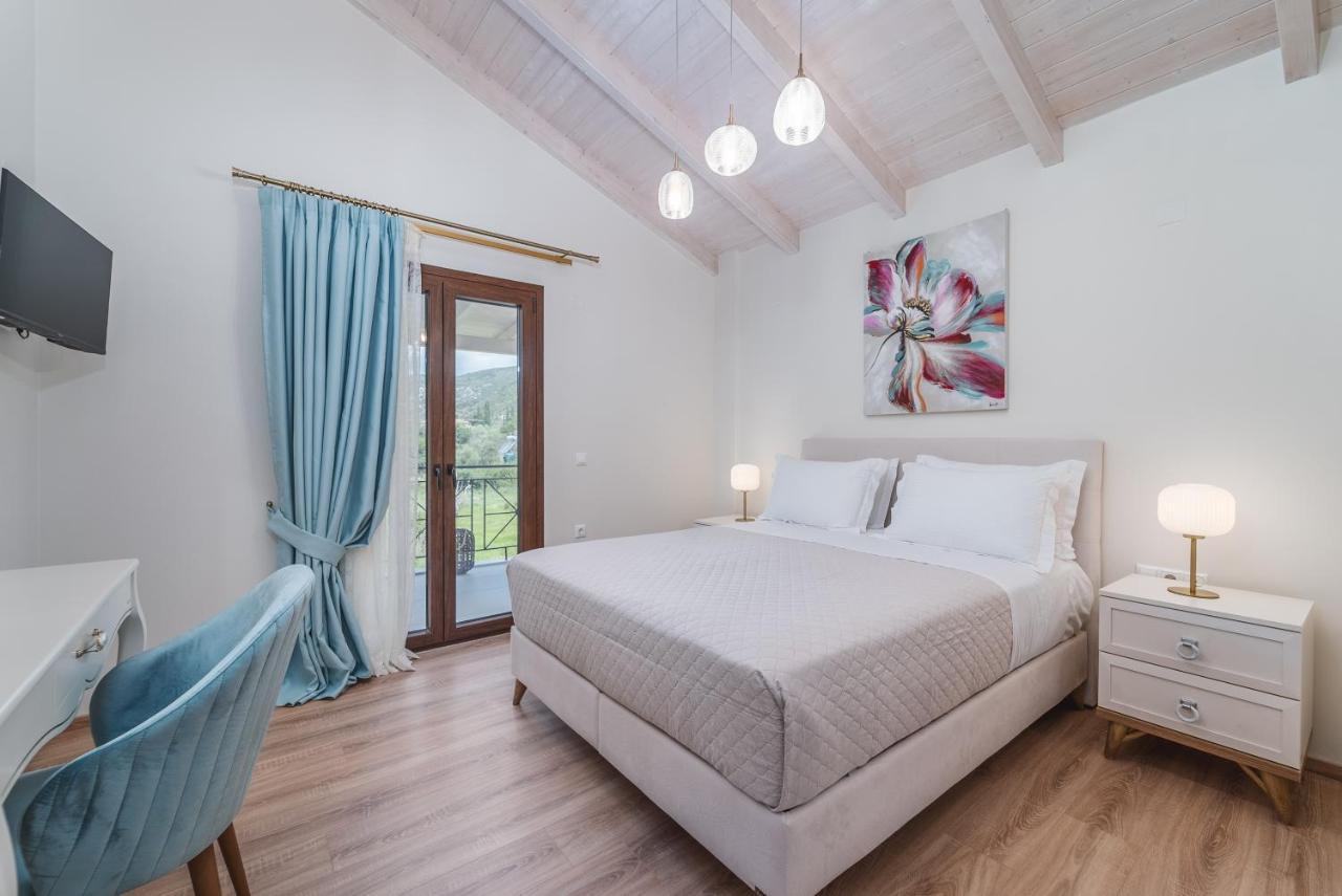 Vincenzo Suites นีดรี ภายนอก รูปภาพ